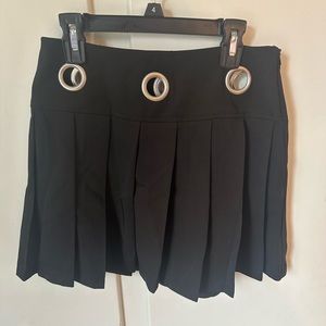 Delias (dELiA*s) Mini skirt black size small w big silver rivets/grommets